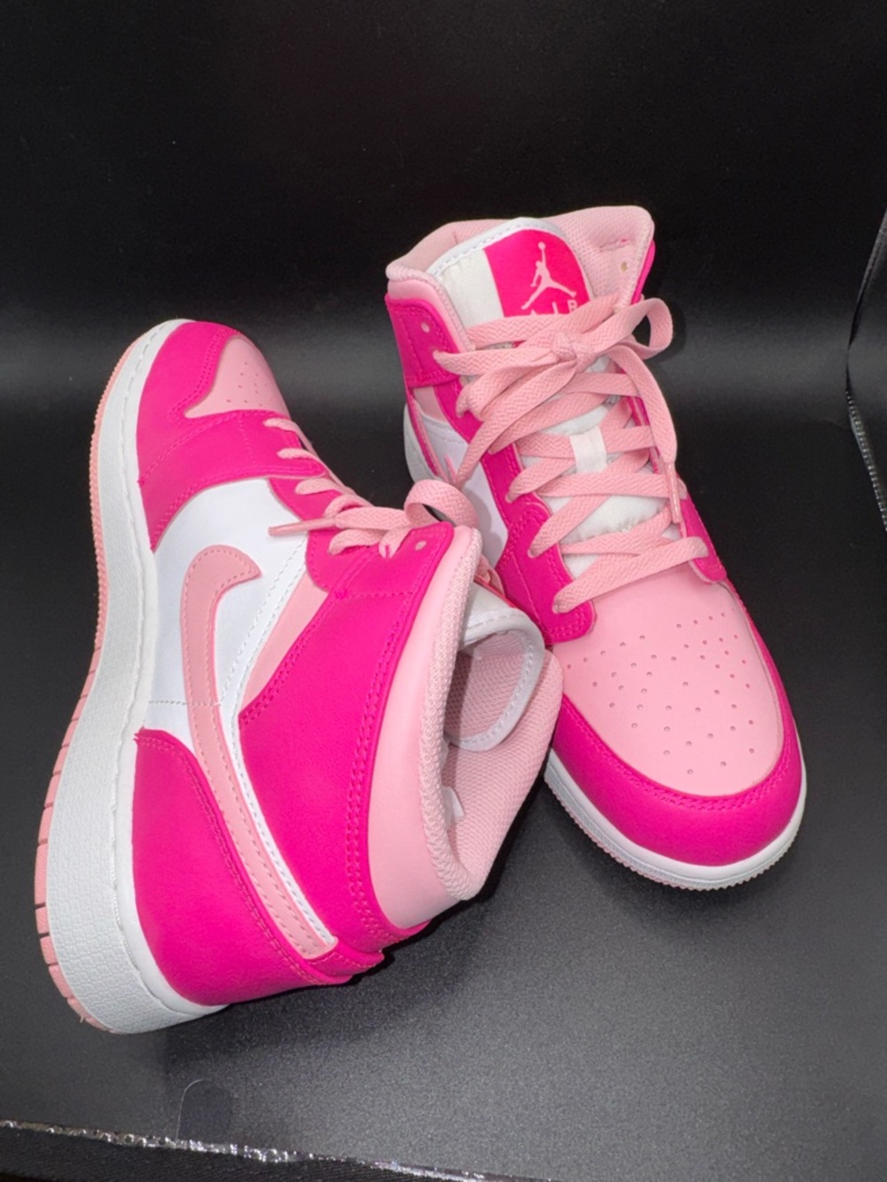Nike Air Jordan 1 Mid GS White Medium Soft Pink FD8780-116 Sz 7Y (W 8-8.5)
